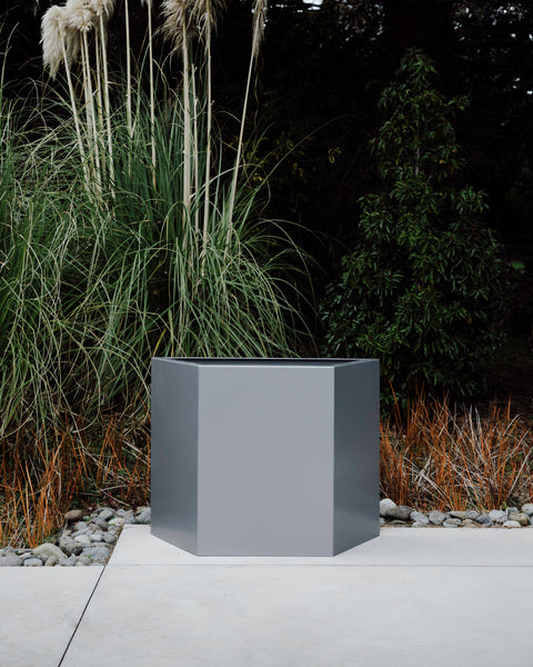 POWDER COATED ALUMINUM HEX PLANTERS