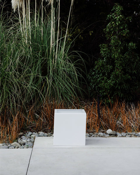 POWDER COATED CUBE ALUMINUM PLANTERS