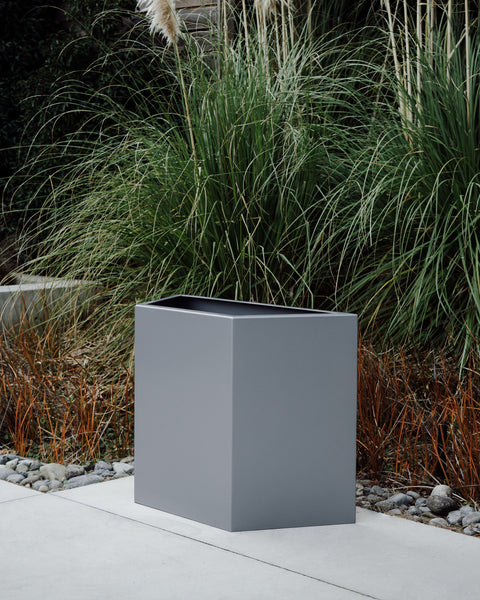 POWDER COATED HEX ALUMINUM PLANTERS